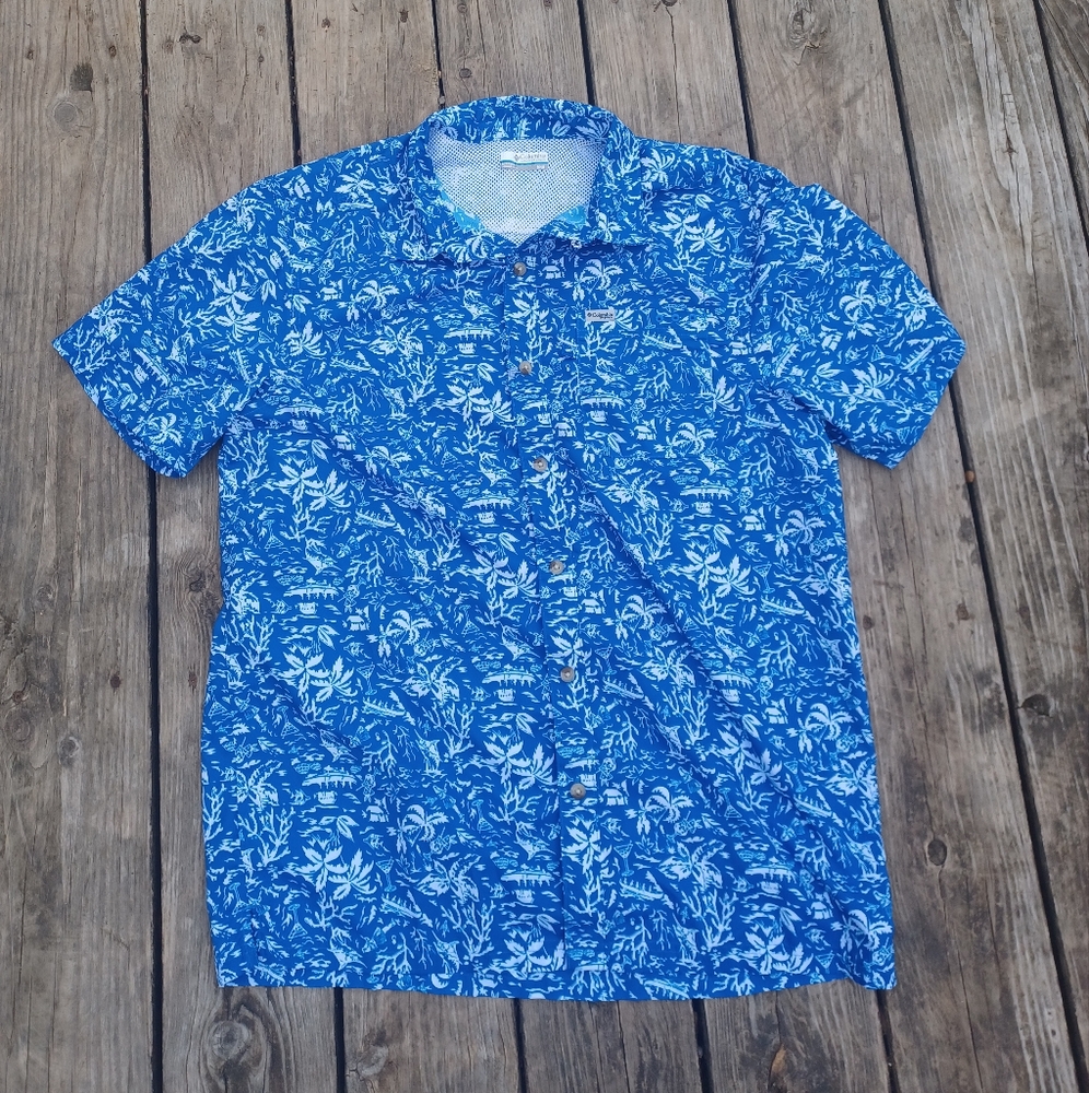 Columbia PFG Button Down